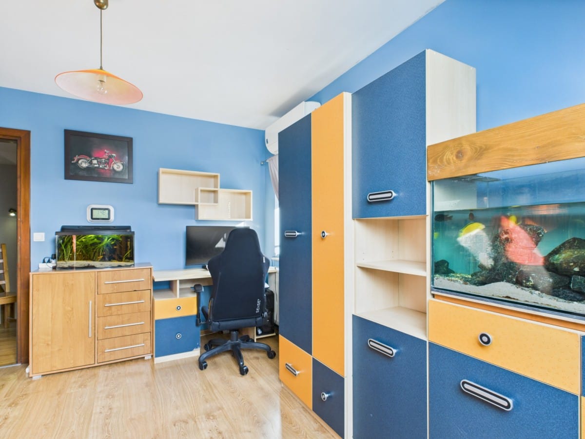 Dom 6 pokojowe na Sprzedaż