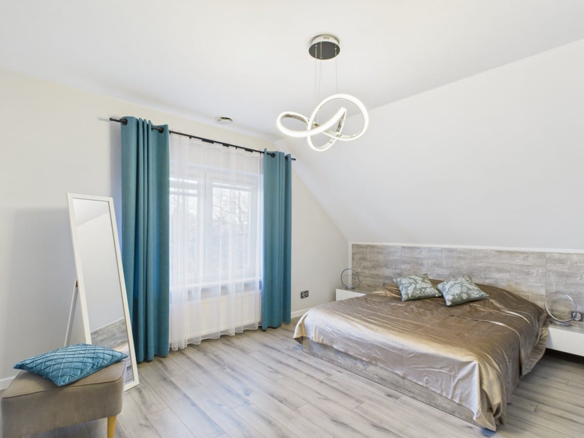 Dom 4 pokojowe na Sprzedaż