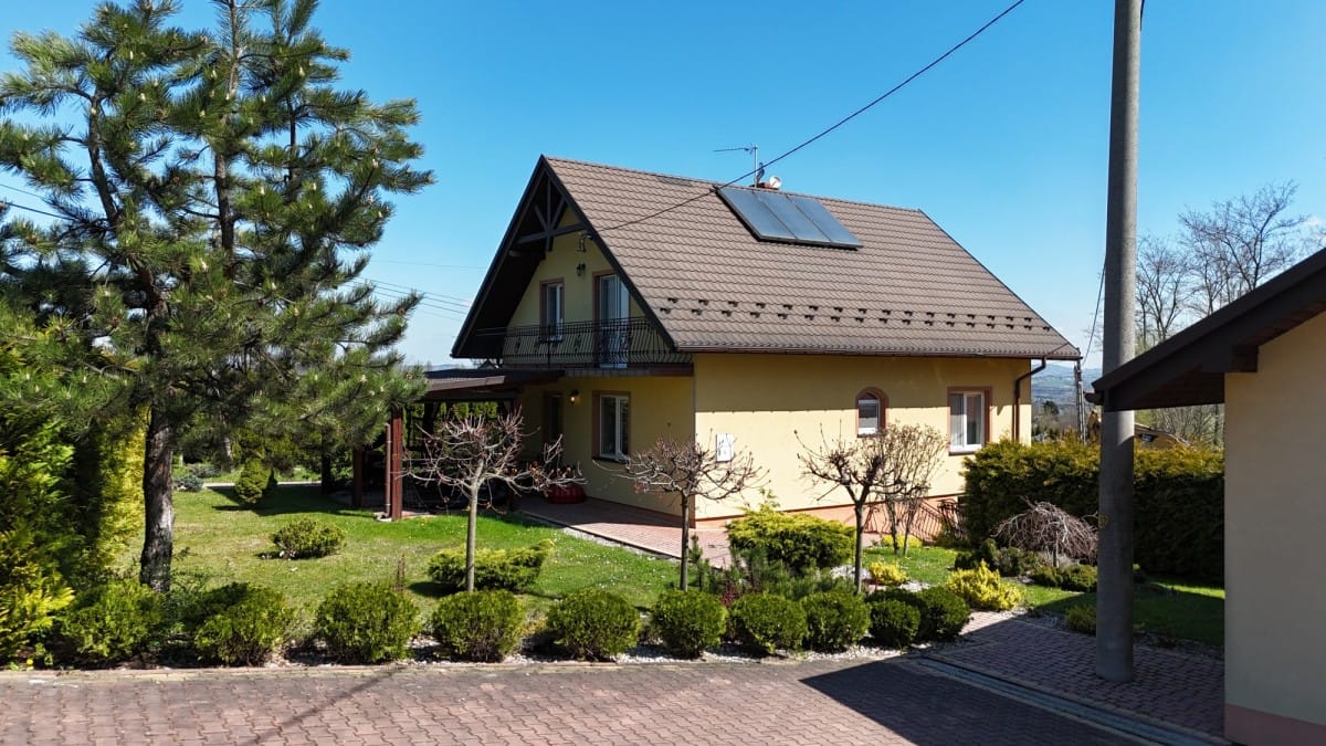 Dom 4 pokojowe na Sprzedaż