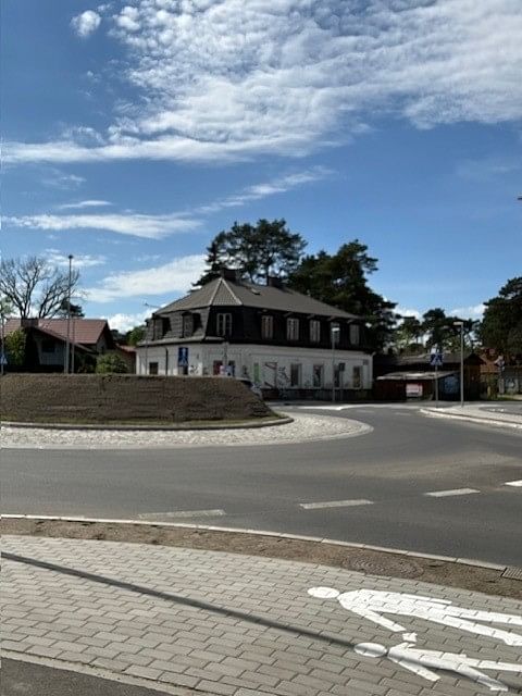 Lokal użytkowy  pokojowe na Sprzedaż