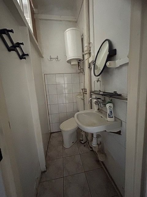 Lokal użytkowy  pokojowe na Sprzedaż