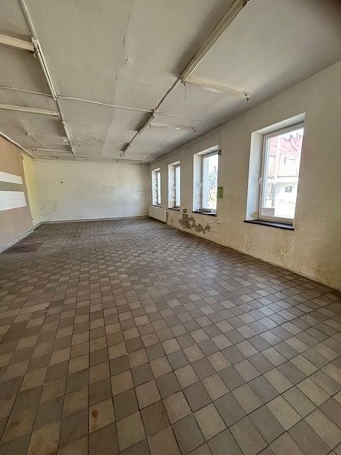 Lokal użytkowy  pokojowe na Sprzedaż
