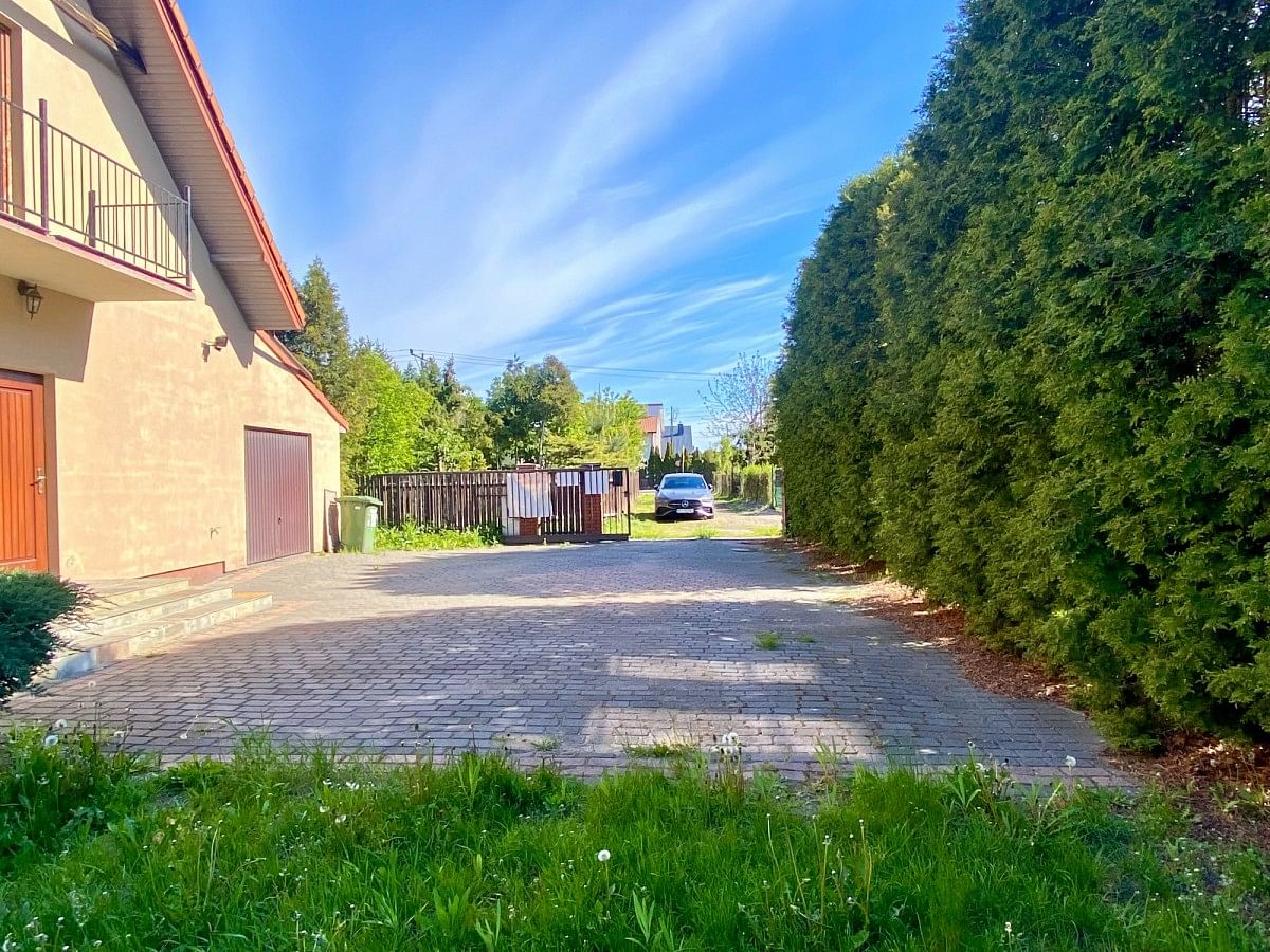 Dom 5 pokojowe na Sprzedaż