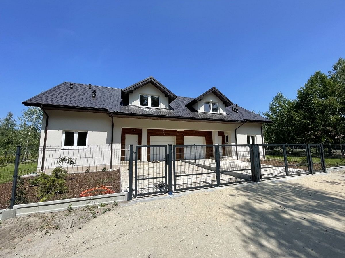 Dom 5 pokojowe na Sprzedaż