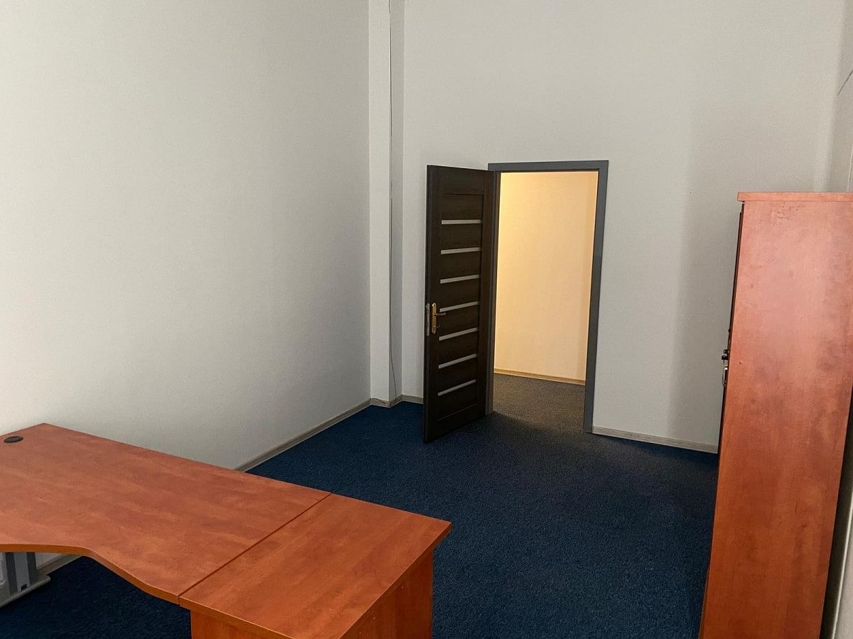 Lokal użytkowy  pokojowe na Wynajem
