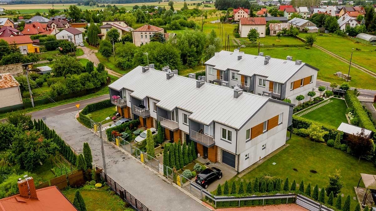 Dom 5 pokojowe na Sprzedaż
