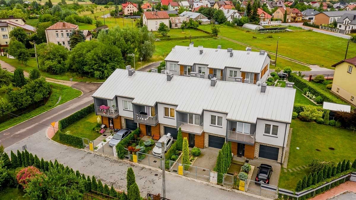 Dom 5 pokojowe na Sprzedaż