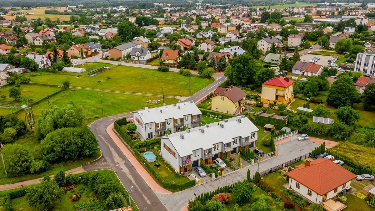 Dom 5 pokojowe na Sprzedaż