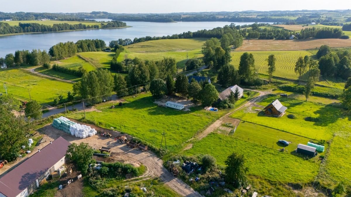 Działka  pokojowe na Sprzedaż