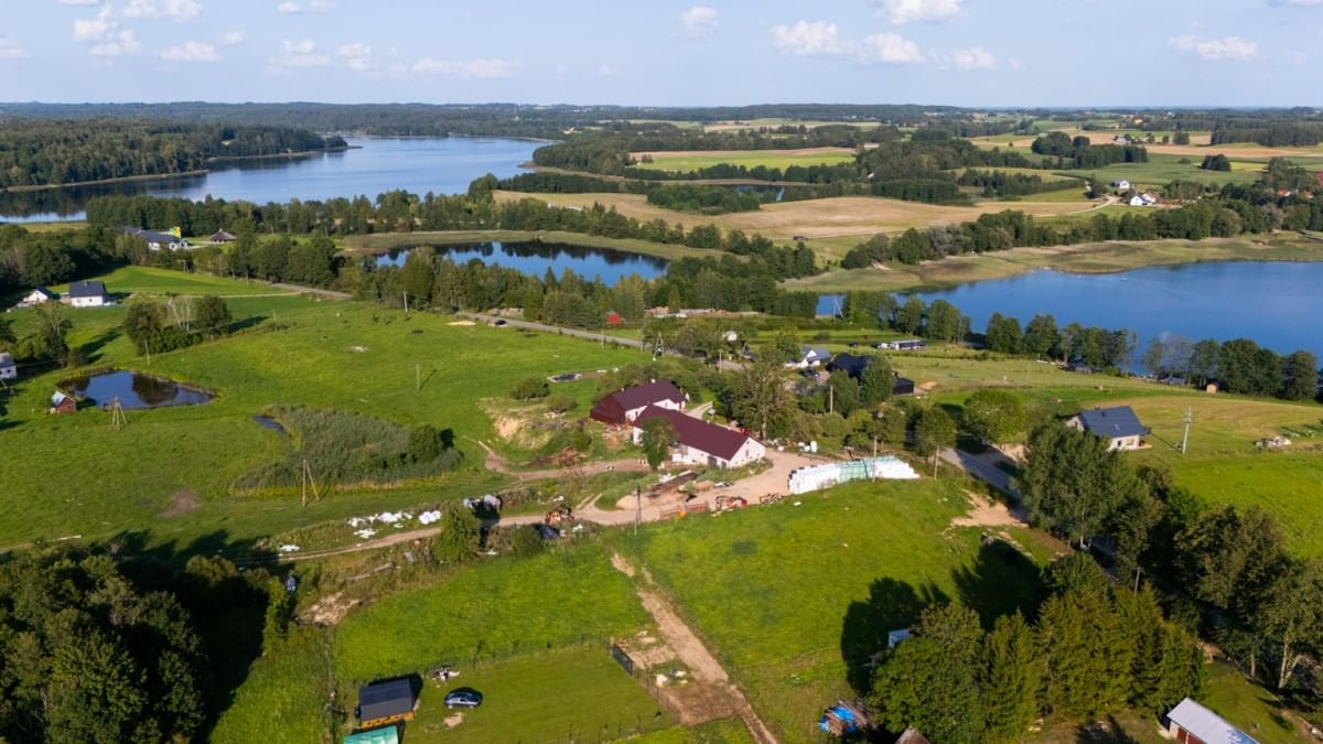 Działka  pokojowe na Sprzedaż