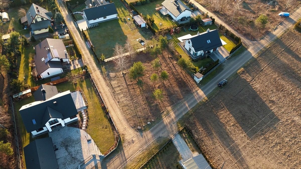 Działka  pokojowe na Sprzedaż