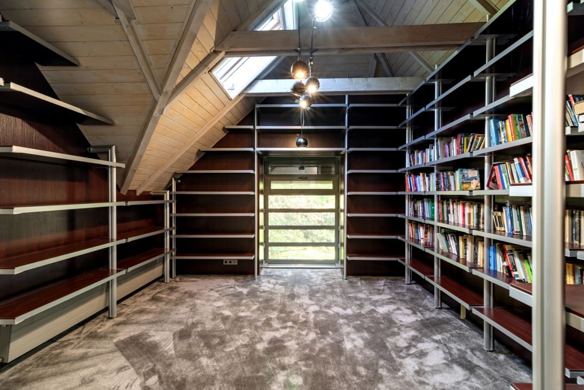 Dom 10 pokojowe na Sprzedaż