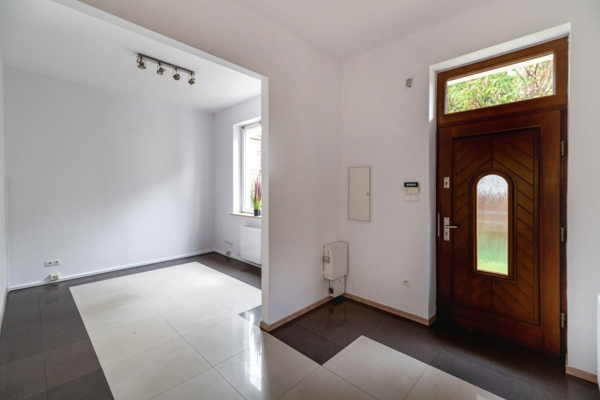 Dom  pokojowe na Sprzedaż