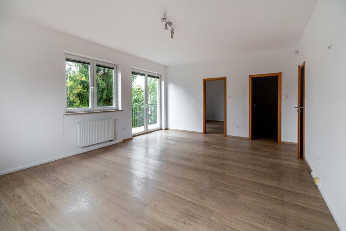 Dom  pokojowe na Sprzedaż