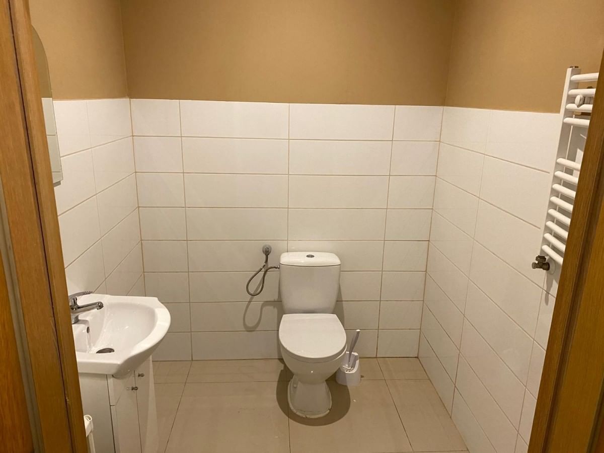 Lokal użytkowy  pokojowe na Sprzedaż