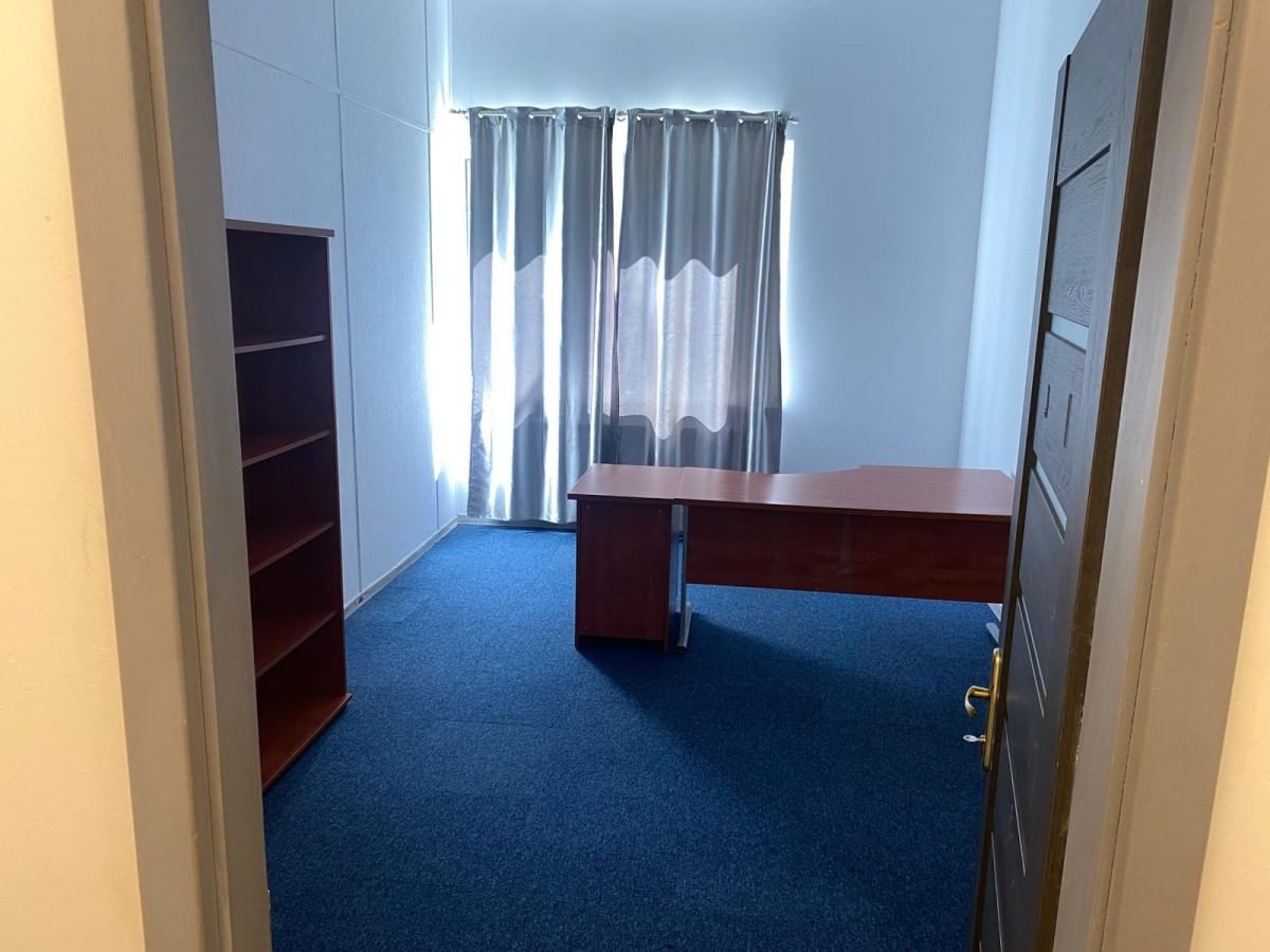 Lokal użytkowy  pokojowe na Sprzedaż