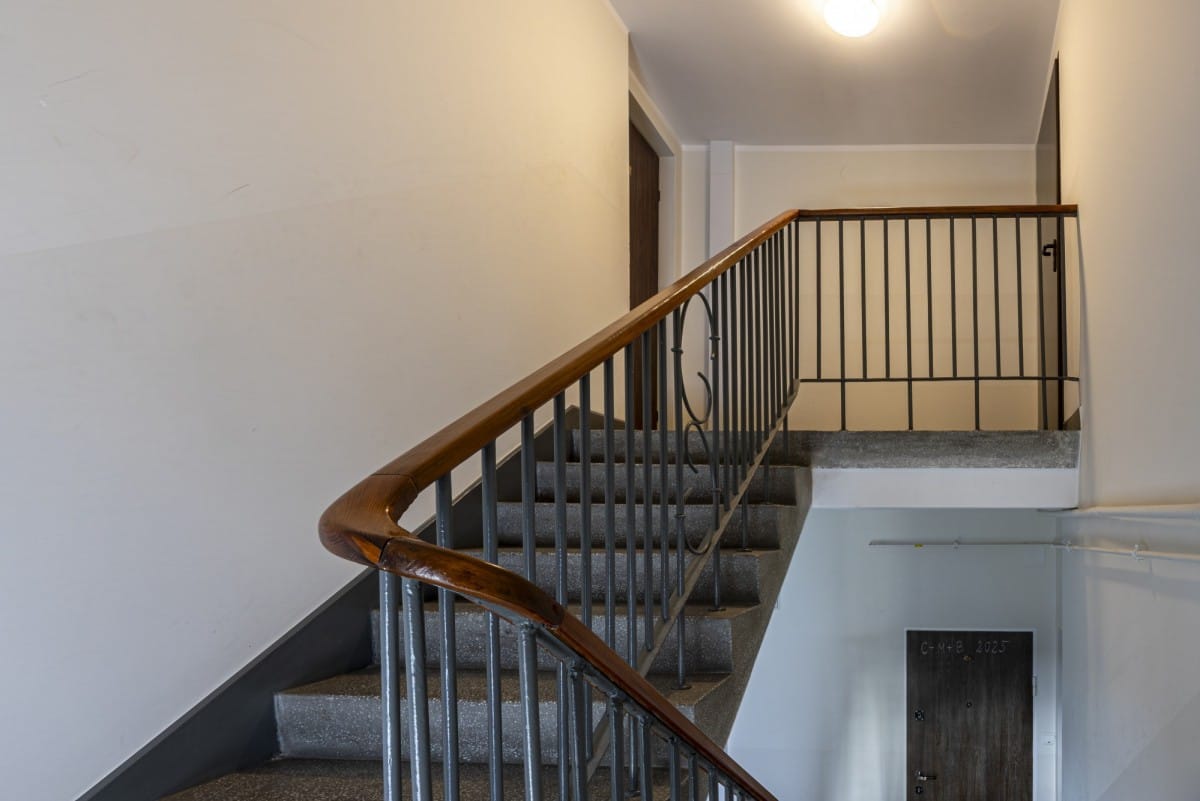 Mieszkanie 5 pokojowe na Sprzedaż