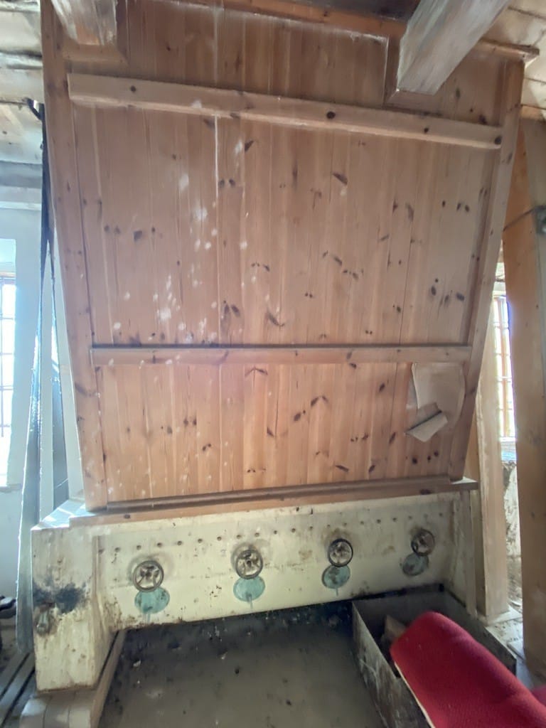 Dom 10 pokojowe na Sprzedaż