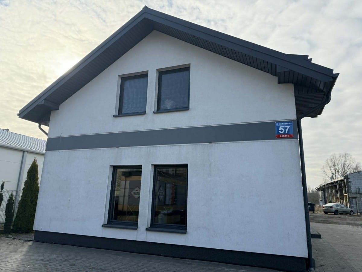 Lokal użytkowy  pokojowe na Sprzedaż