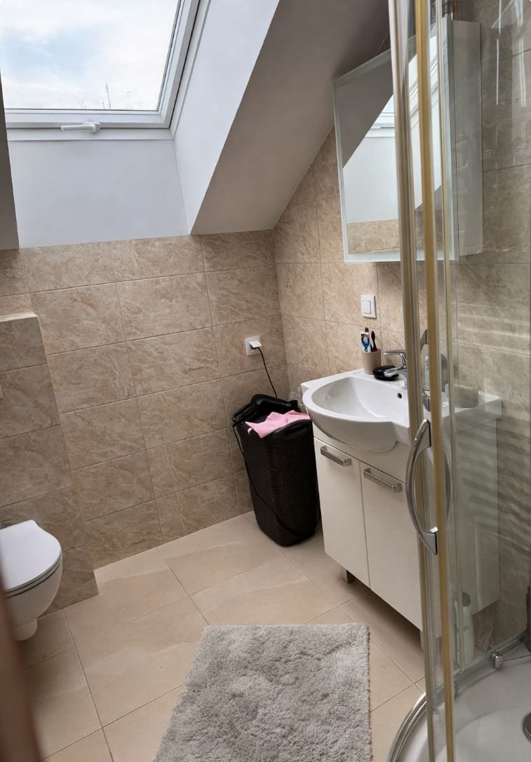 Lokal użytkowy  pokojowe na Sprzedaż