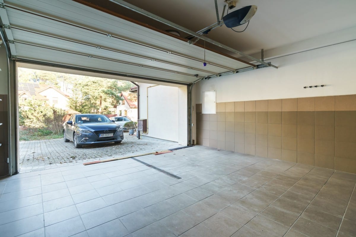 Dom 4 pokojowe na Sprzedaż