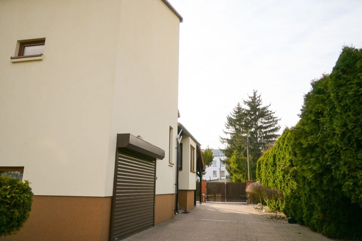 Dom 6 pokojowe na Sprzedaż