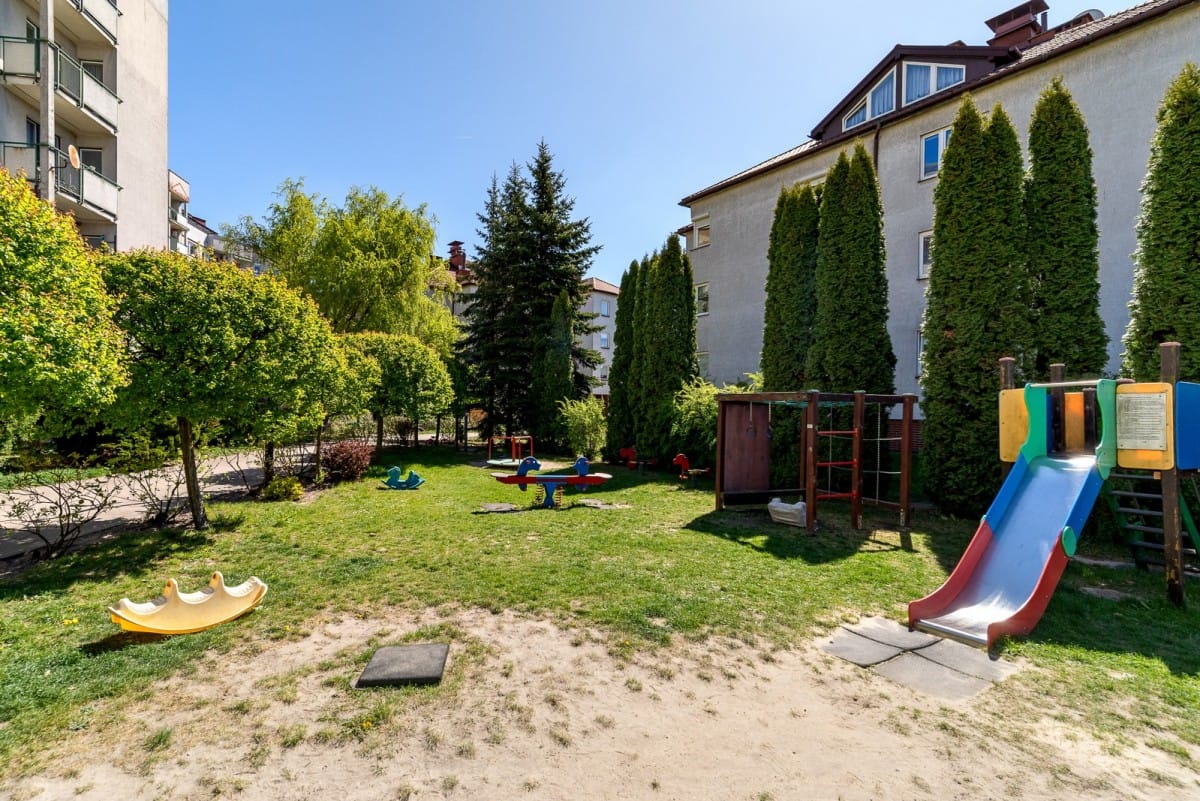 Mieszkanie 4 pokojowe na Sprzedaż