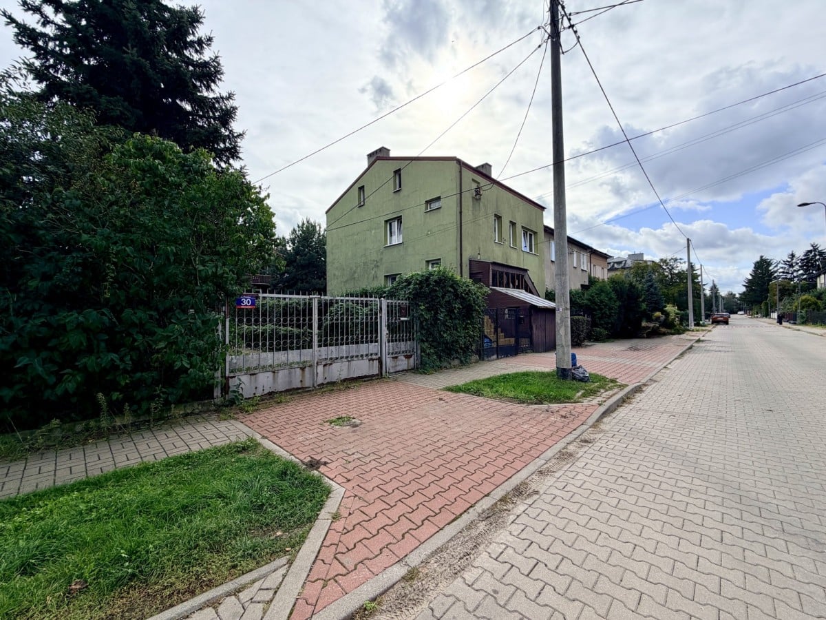 Działka  pokojowe na Sprzedaż