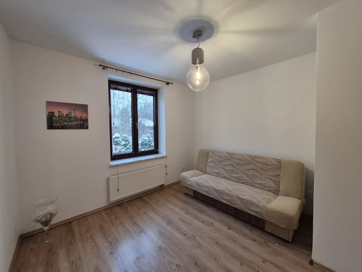 Dom 7 pokojowe na Wynajem