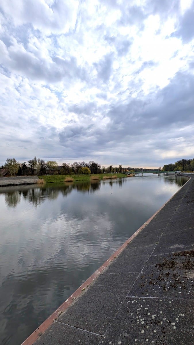 Mieszkanie 4 pokojowe na Sprzedaż