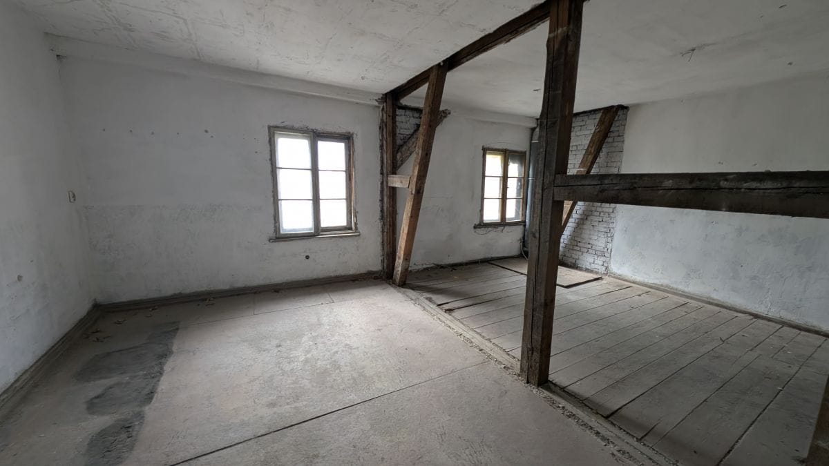 Mieszkanie 4 pokojowe na Sprzedaż