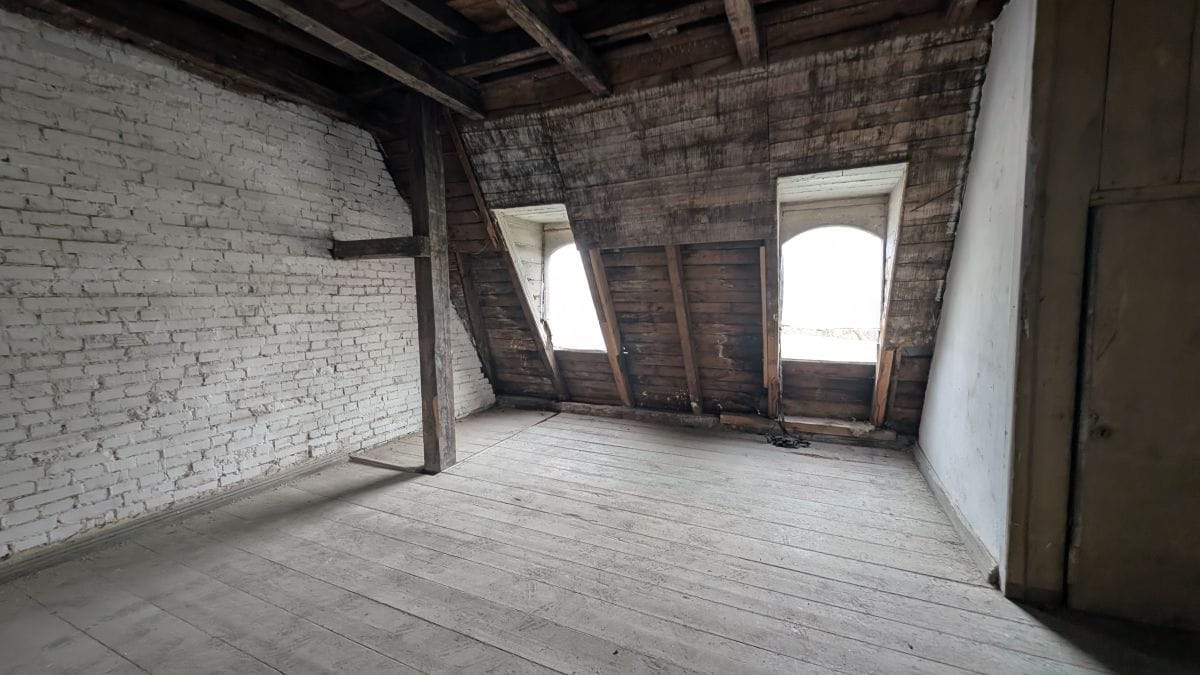 Mieszkanie 4 pokojowe na Sprzedaż