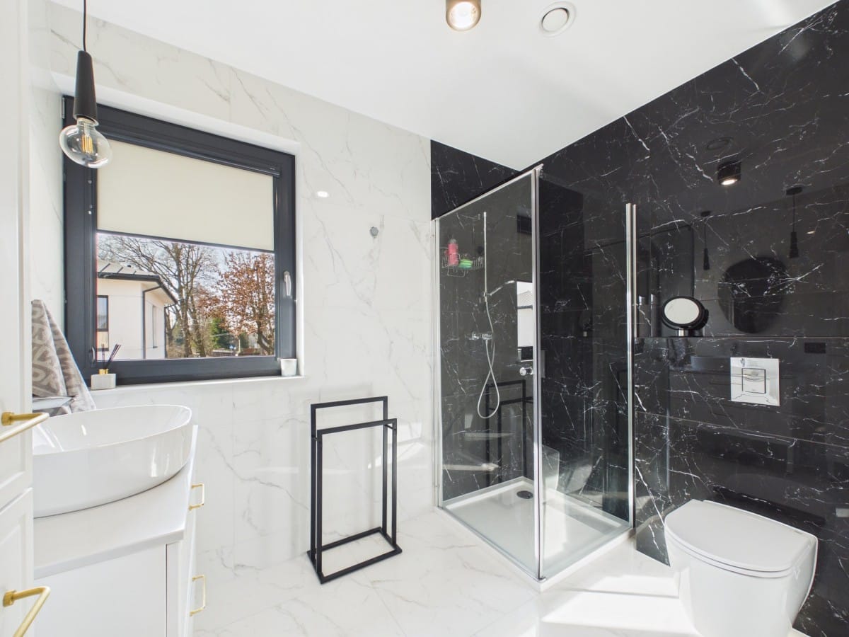 Dom 5 pokojowe na Sprzedaż