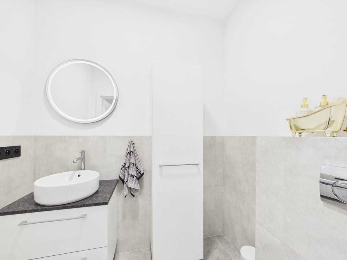 Dom 5 pokojowe na Sprzedaż