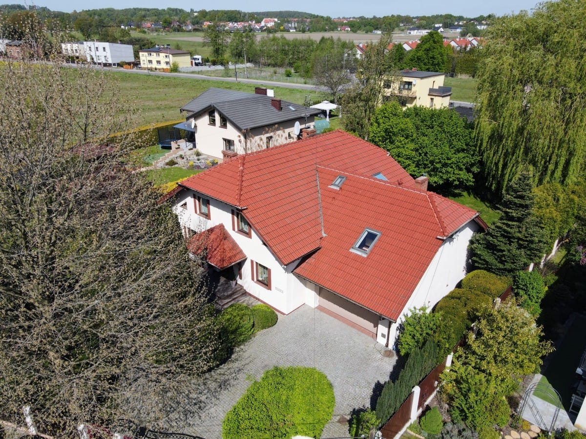 Dom 7 pokojowe na Sprzedaż