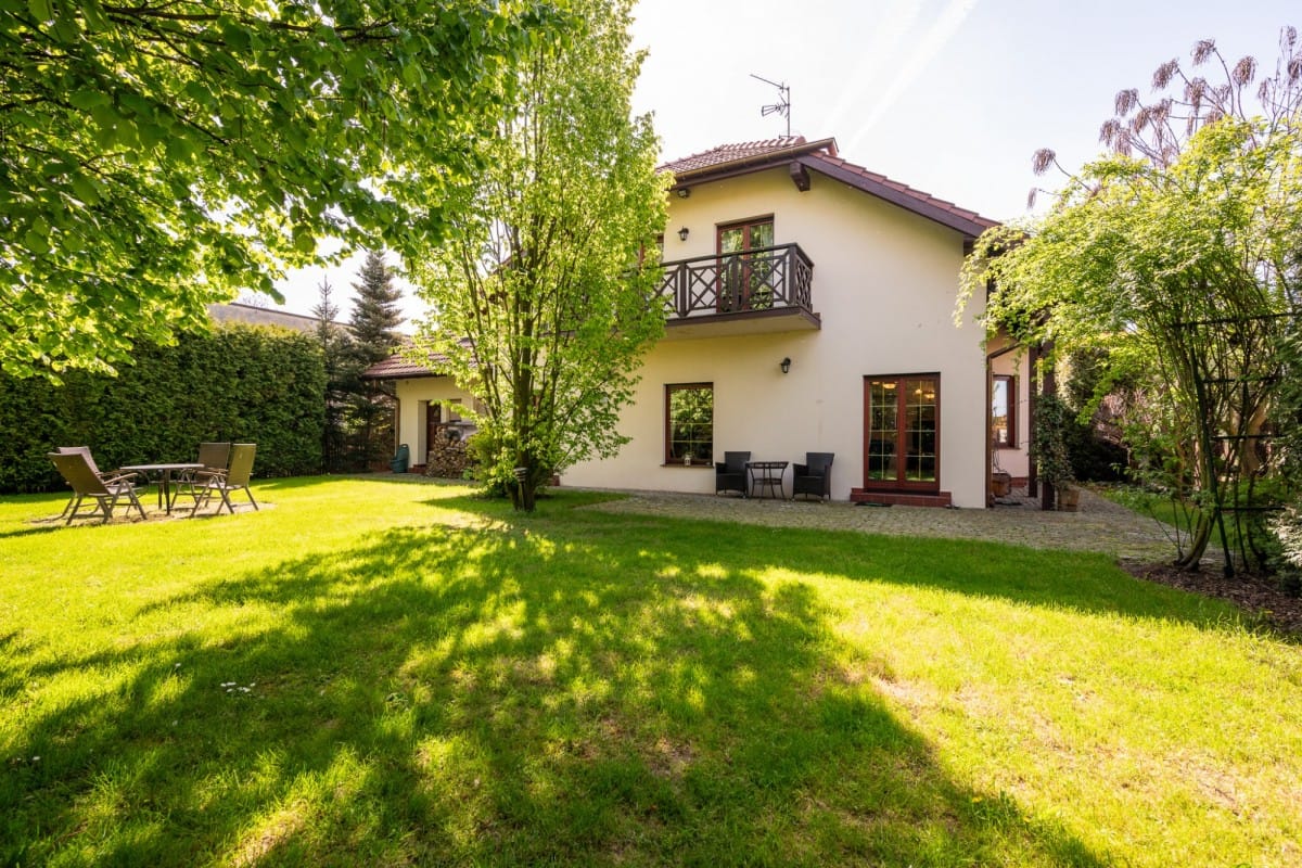 Dom 7 pokojowe na Sprzedaż