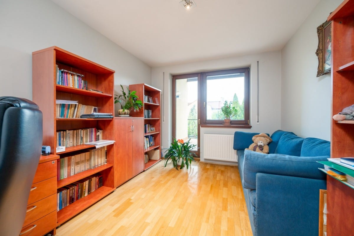 Dom 5 pokojowe na Sprzedaż