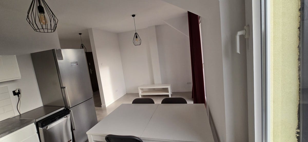 Mieszkanie 3 pokojowe na Sprzedaż