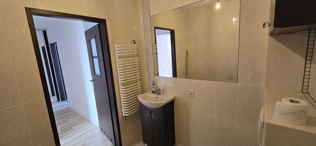 Mieszkanie 3 pokojowe na Sprzedaż