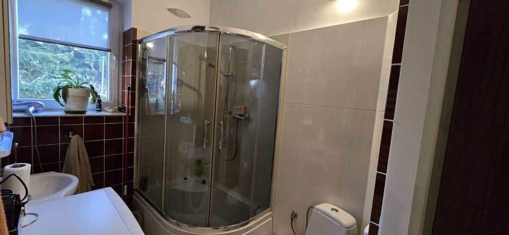 Dom 5 pokojowe na Sprzedaż