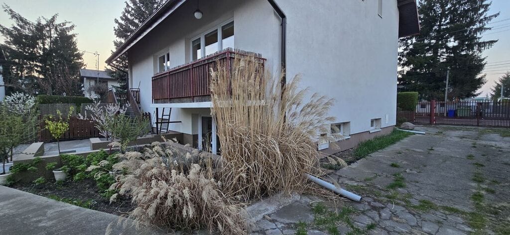 Dom 5 pokojowe na Sprzedaż
