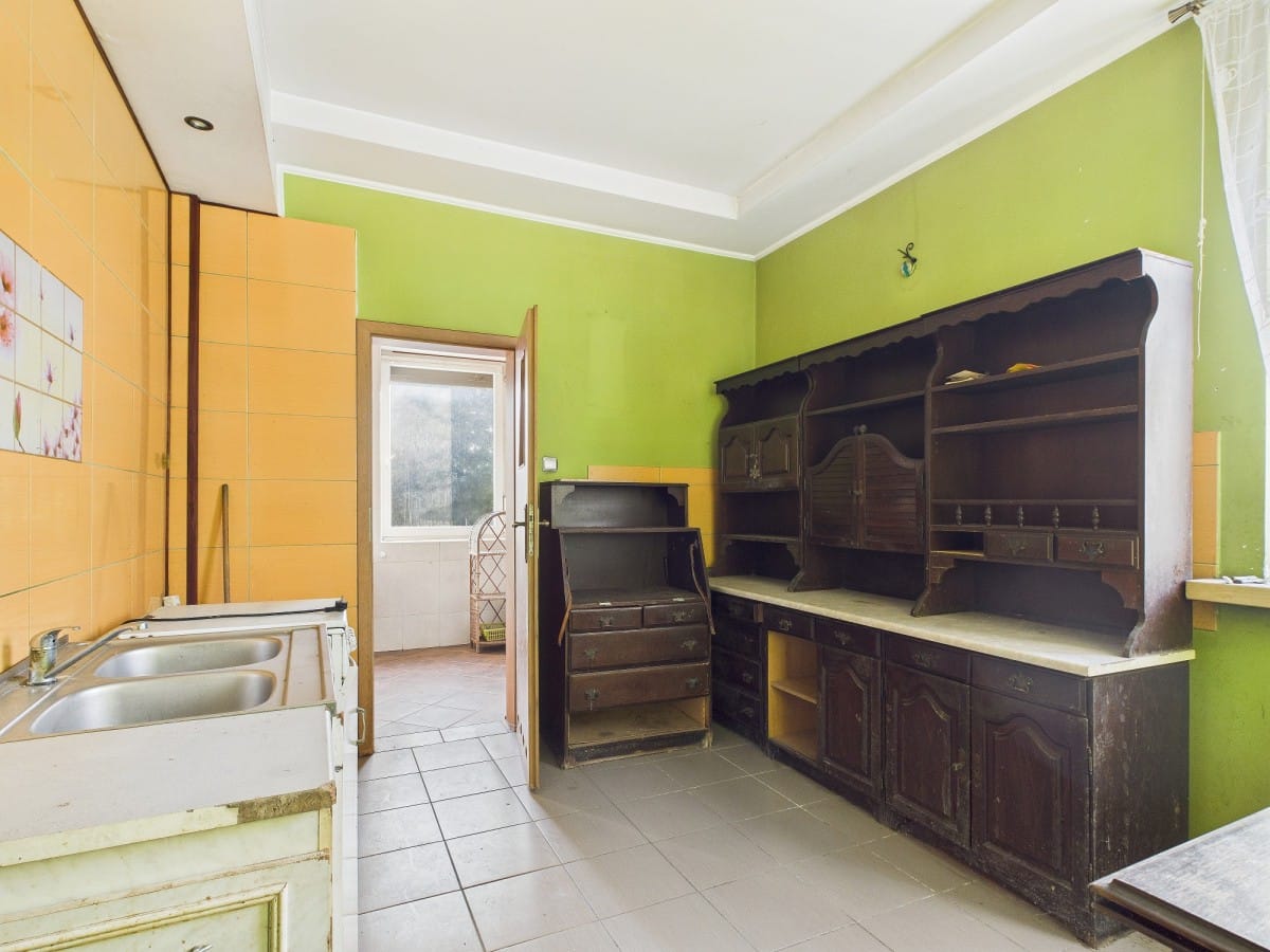 Dom 7 pokojowe na Sprzedaż