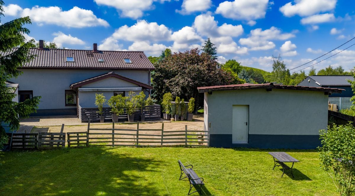 Dom 5 pokojowe na Sprzedaż