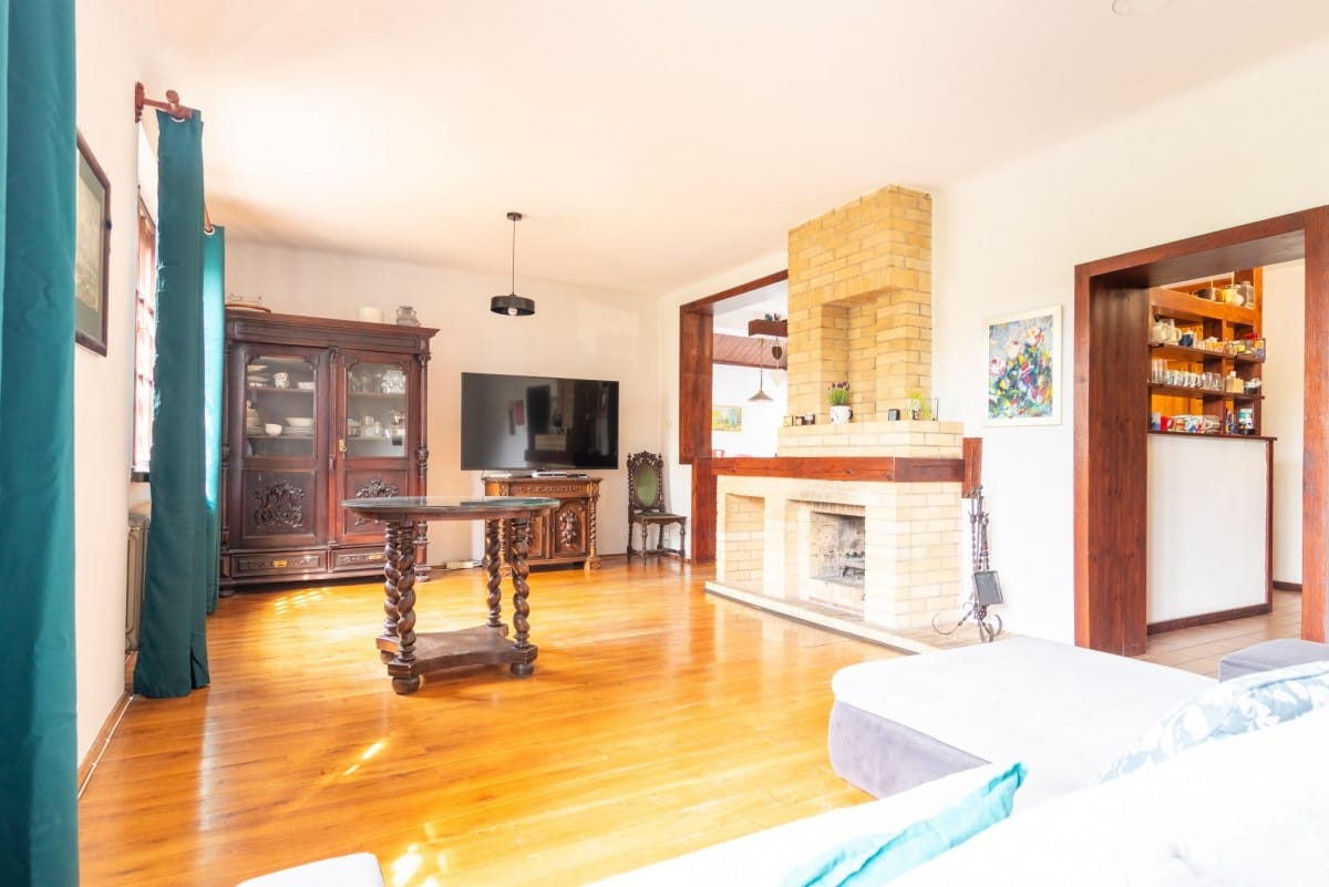 Dom 5 pokojowe na Sprzedaż