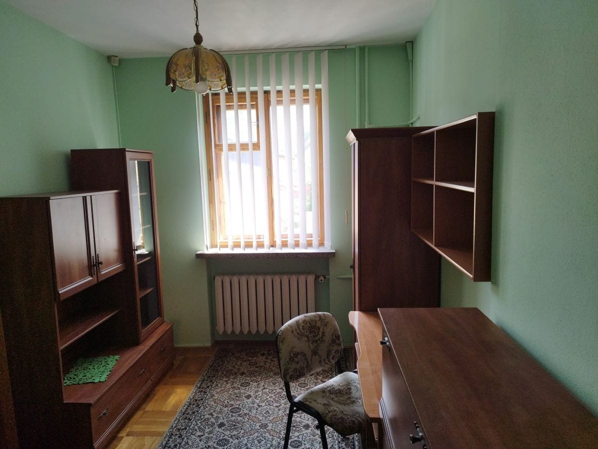 Dom 17 pokojowe na Sprzedaż