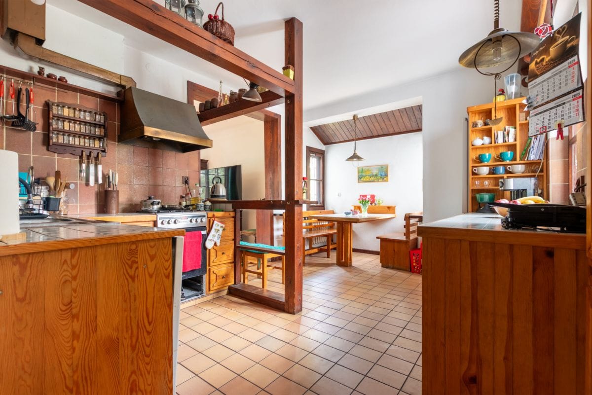 Dom 5 pokojowe na Sprzedaż