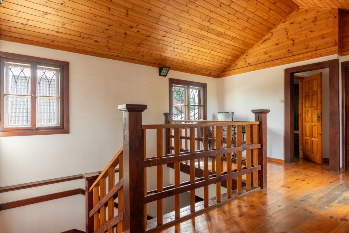 Dom 5 pokojowe na Sprzedaż