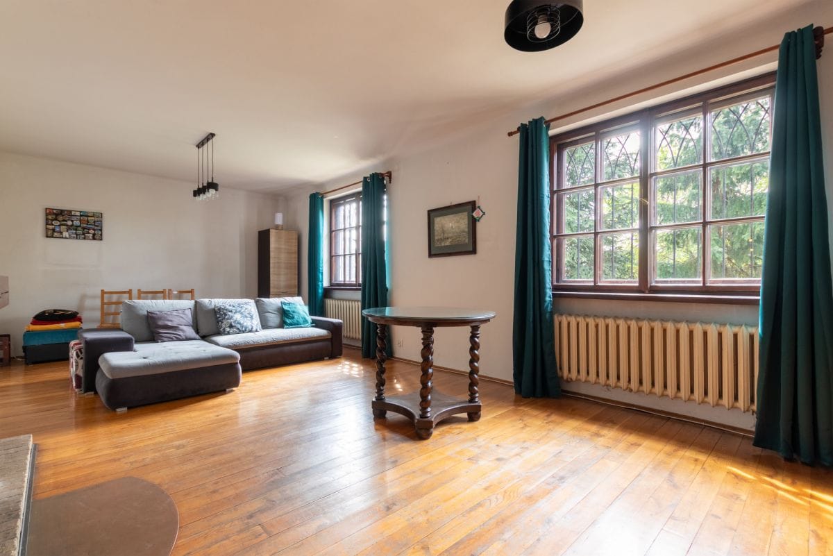 Dom 5 pokojowe na Sprzedaż