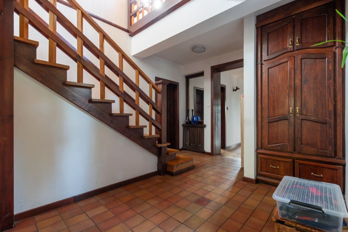 Dom 5 pokojowe na Sprzedaż