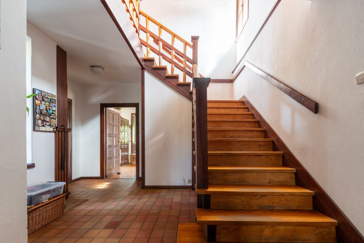 Dom 5 pokojowe na Sprzedaż